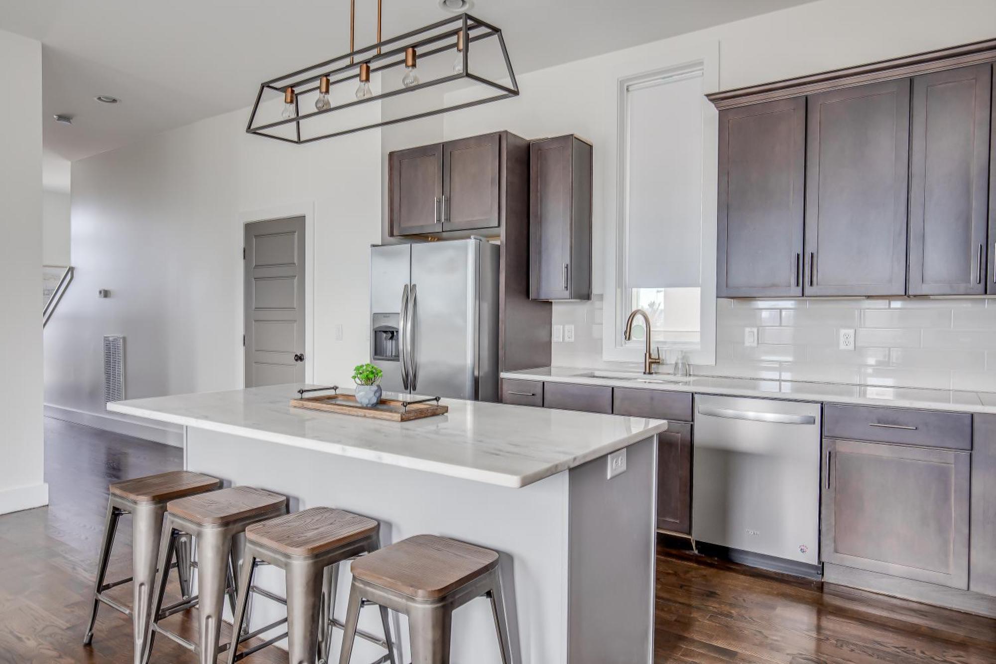 Whiskey House With Rooftop Golf, City Views! 8Min To Downtown! Sleeps 9! Nashville Exterior photo
