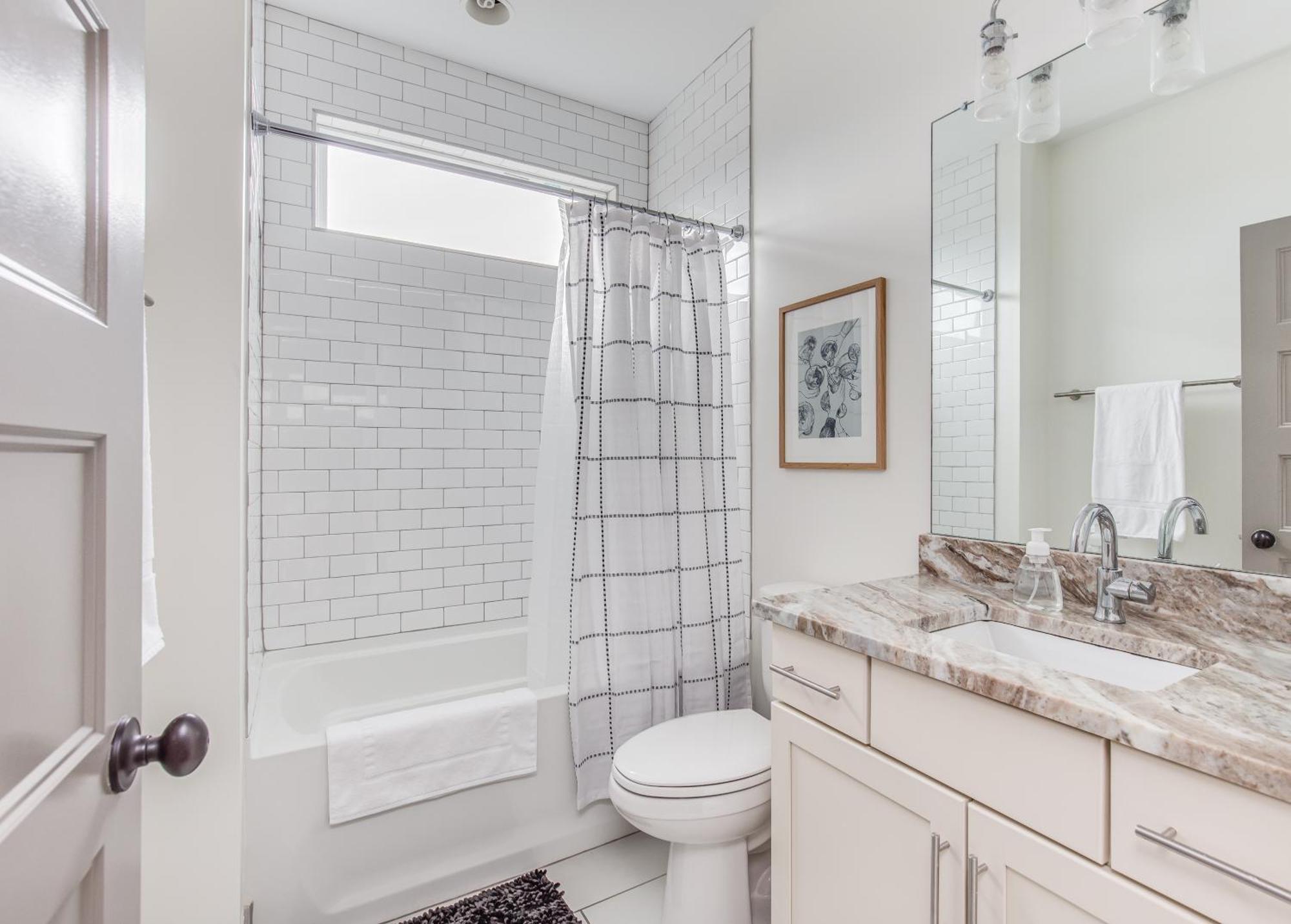 Whiskey House With Rooftop Golf, City Views! 8Min To Downtown! Sleeps 9! Nashville Exterior photo