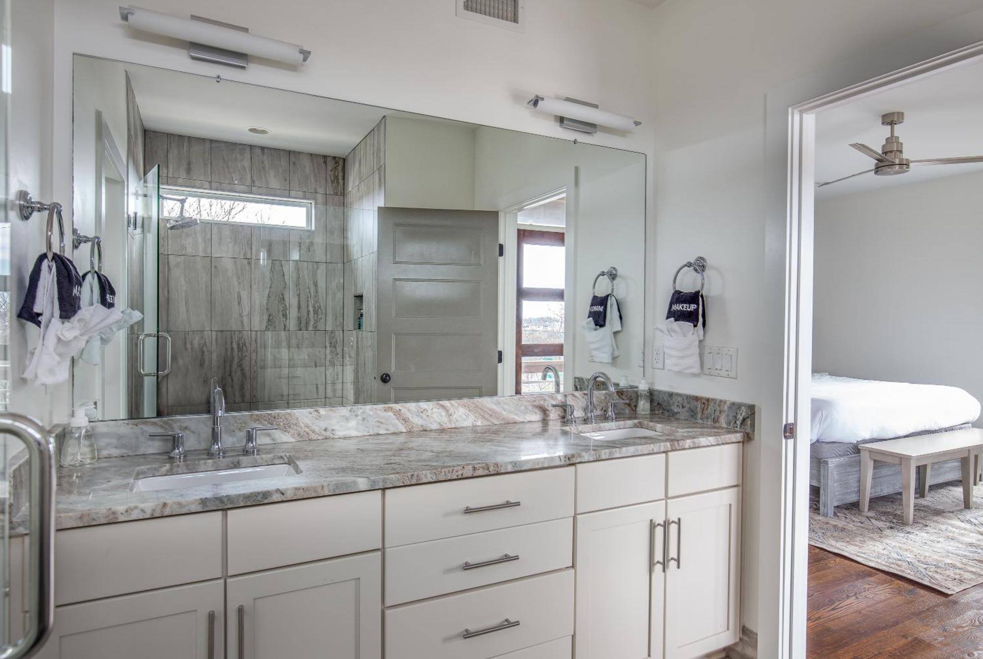 Whiskey House With Rooftop Golf, City Views! 8Min To Downtown! Sleeps 9! Nashville Exterior photo
